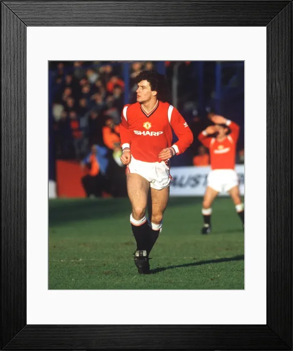 Framed Print : Mark Hughes - Manchester United Framed Print : Mark Hughes - Manchester United