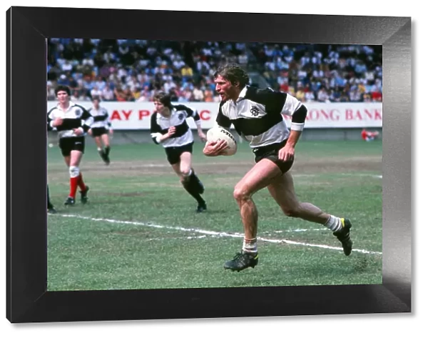 Andy Ripley on the charge for the Barbarians at the 1981 Hong Kong Sevens
