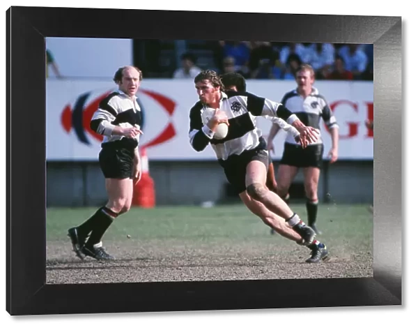 Andy Ripley on the ball for the Barbarians at the 1981 Hong Kong Sevens