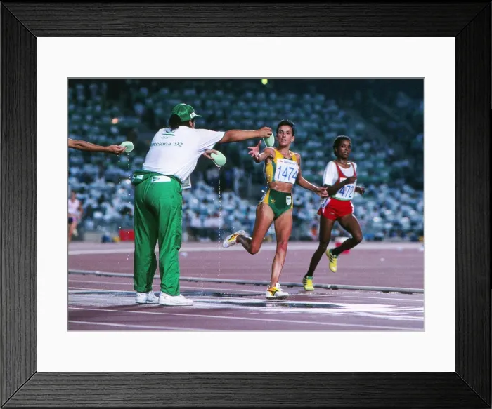 Framed Print : 1992 Barcelona Olympics: Womens 10, 000m Framed Print : 1992 Barcelona Olympics: Womens 10, 000m
