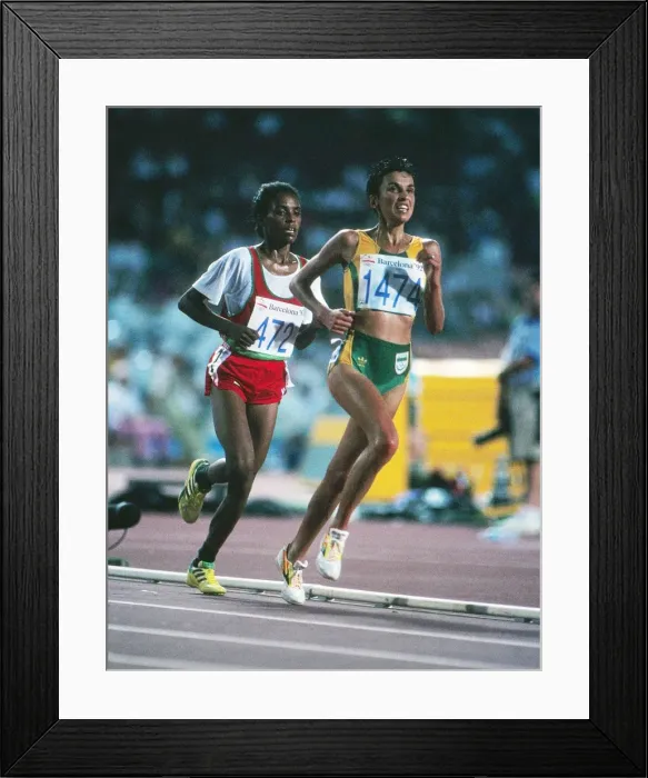 Framed Print : 1992 Barcelona Olympics: Womens 10, 000m Framed Print : 1992 Barcelona Olympics: Womens 10, 000m