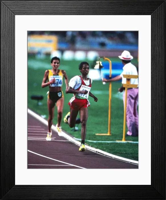 Framed Print : 1992 Barcelona Olympics: Womens 10, 000m