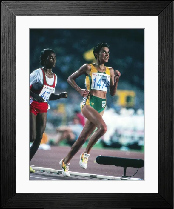 Framed Print : 1992 Barcelona Olympics: Womens 10, 000m Framed Print : 1992 Barcelona Olympics: Womens 10, 000m