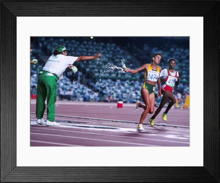 Framed Print : 1992 Barcelona Olympics: Womens 10, 000m Framed Print : 1992 Barcelona Olympics: Womens 10, 000m