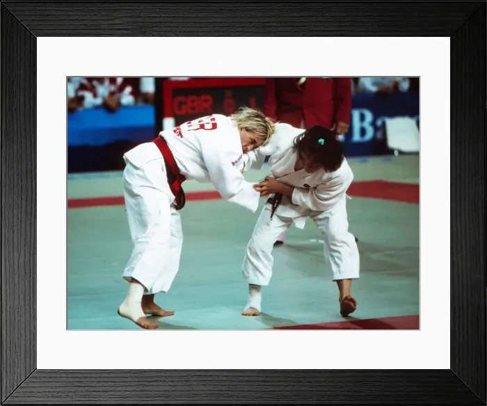 Framed Print : 1992 Barcelona Olympics: Womens Judo Framed Print : 1992 Barcelona Olympics: Womens Judo