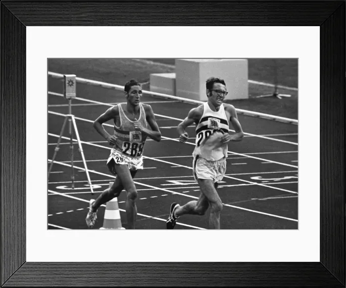 Framed Print : 1972 Munich Olympics: Mens Marathon