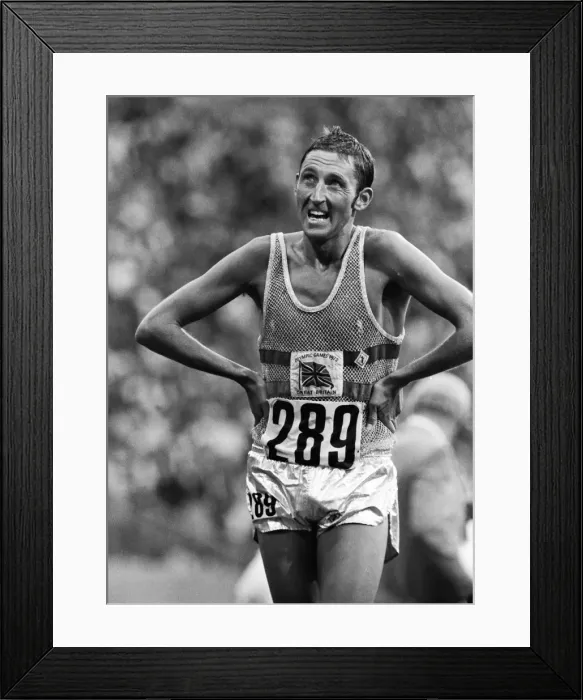 Framed Print : 1972 Munich Olympics - Mens Marathon Framed Print : 1972 Munich Olympics - Mens Marathon