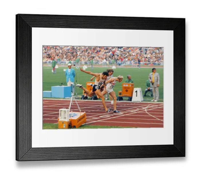 Framed Print : 1972 Munich Olympics - Mens 400m Hurdles