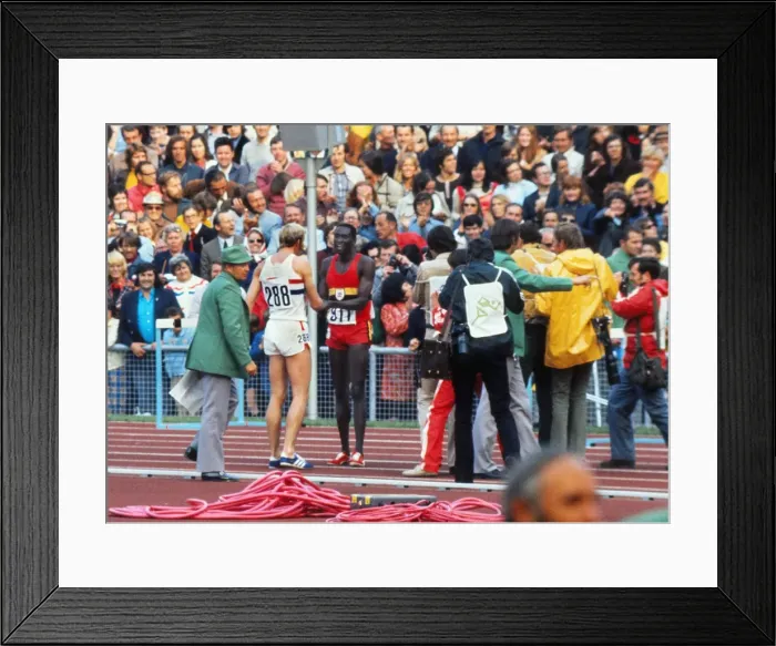 Framed Print : 1972 Munich Olympics - Mens 400m Hurdles Framed Print : 1972 Munich Olympics - Mens 400m Hurdles