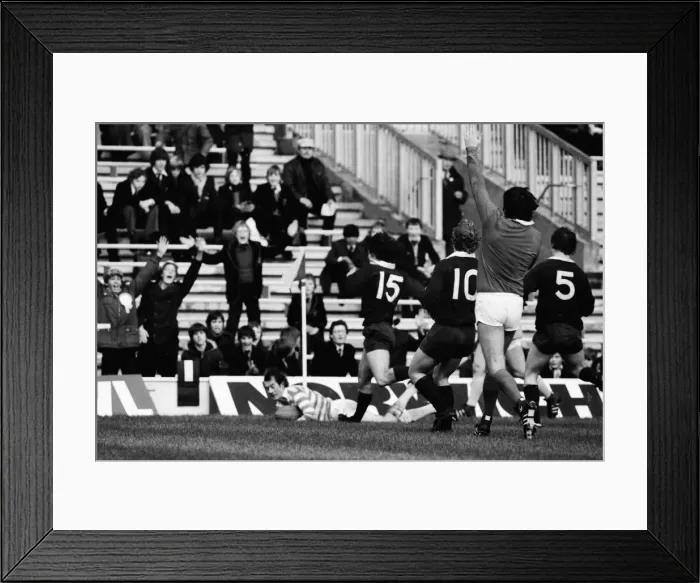 Framed Print : 1978 Varsity Match: Cambridge 25 Oxford 7 Framed Print : 1978 Varsity Match: Cambridge 25 Oxford 7