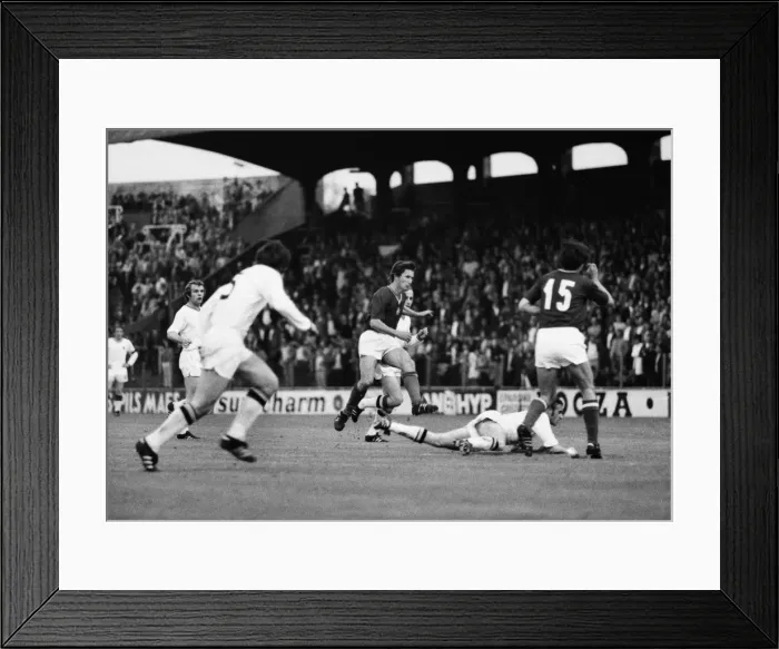 Framed Print : Euro72: Hungary 1 Belgium 2