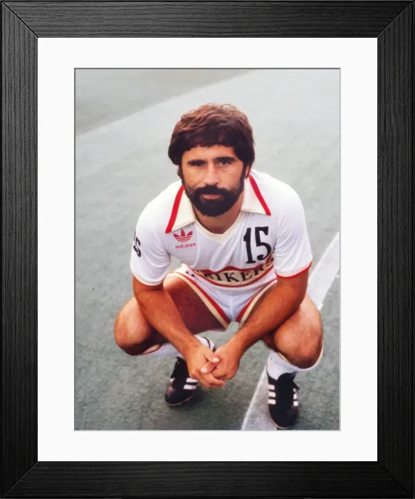 Framed Print : Gerd Muller - Fort Lauderdale Strikers Framed Print : Gerd Muller - Fort Lauderdale Strikers