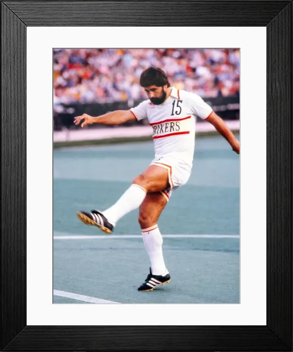 Framed Print : Gerd Muller - Fort Lauderdale Strikers Framed Print : Gerd Muller - Fort Lauderdale Strikers
