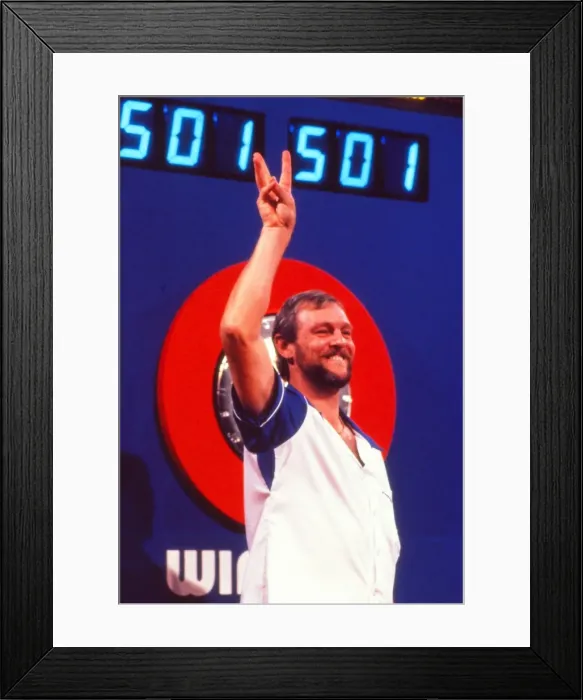 Framed Print : Bob Anderson wins his third consecutive World Masters title