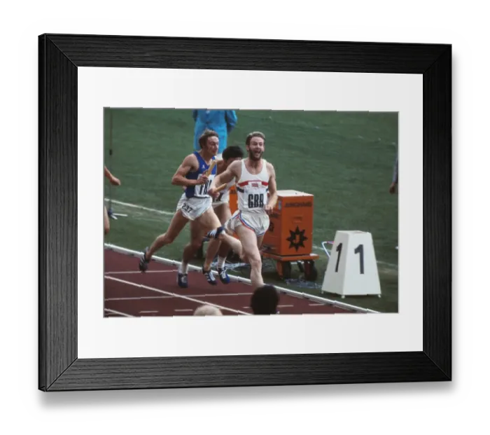 Framed Print : 1972 Munich Olympics - Mens 4x400m Relay Framed Print : 1972 Munich Olympics - Mens 4x400m Relay