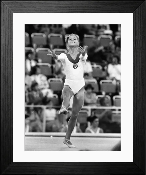 Framed Print : Olga Korbut - 1972 Munich Olympics - Womens Gymnastics
