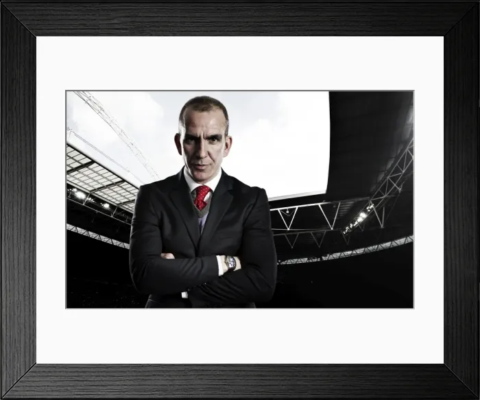 Framed Print : Swindon Town manager Paolo Di Canio Framed Print : Swindon Town manager Paolo Di Canio