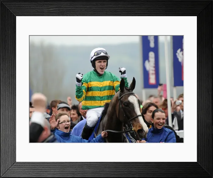 Framed Print : Cheltenham Festival: Day Four Framed Print : Cheltenham Festival: Day Four
