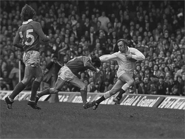 David Duckham makes a break during the 1974 Five Nations