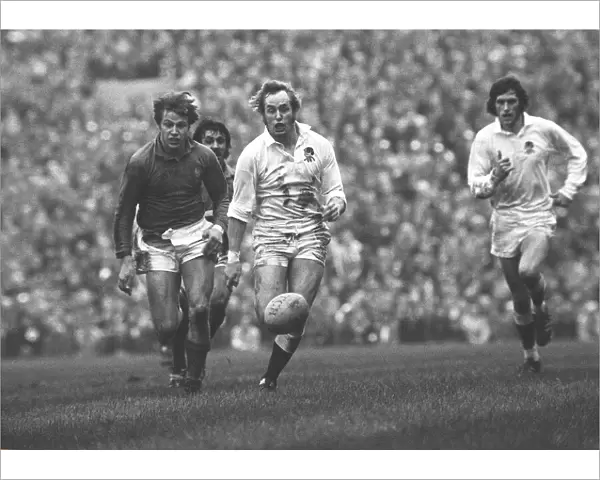 David Duckham and Jean-Francois Gourdon race for the ball during the 1975 Five Nations
