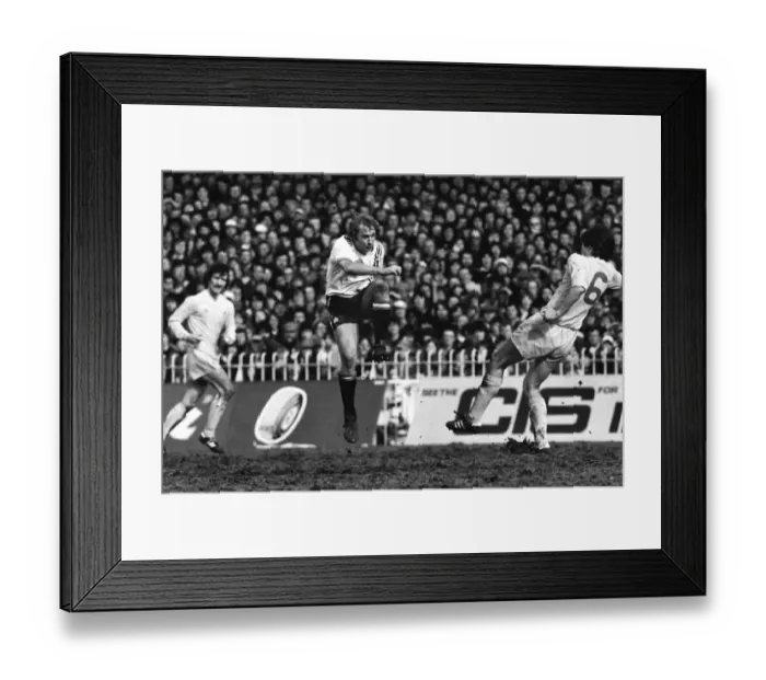 Framed Print : Jimmy Greenhoff shoots during the 1979 FA Cup semi-final