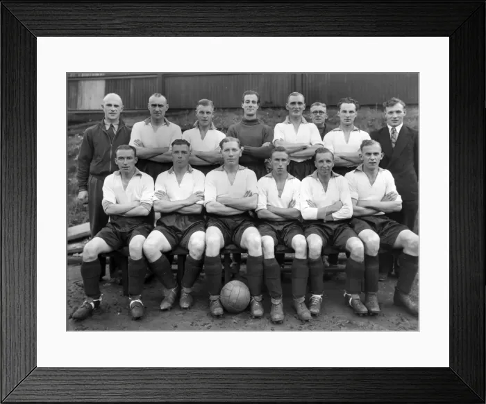 Framed Print : Leicester City - 1946 / 47 Framed Print : Leicester City - 1946 / 47