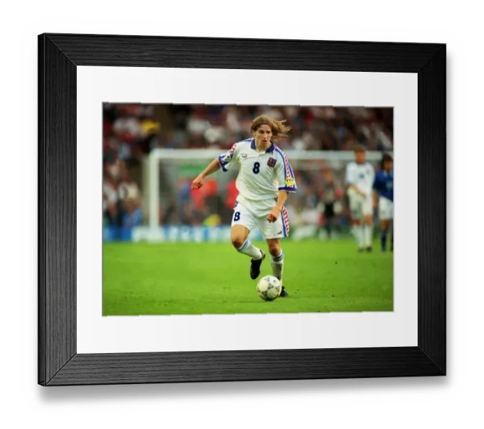 Framed Print : Karel Poborski of the Czech Republic on the ball at Euro 96 Framed Print : Karel Poborski of the Czech Republic on the ball at Euro 96