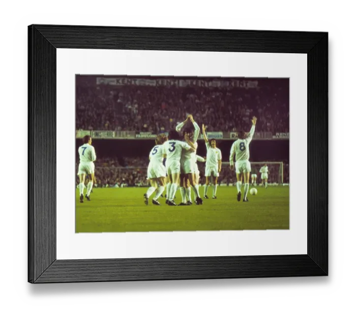Framed Print : Leeds United celebrate Peter Lorimers goal at the Nou Camp in the 1975 European Cup semi-final Framed Print : Leeds United celebrate Peter Lorimers goal at the Nou Camp in the 1975 European Cup semi-final