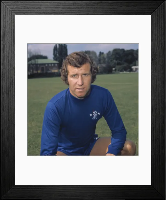 Framed Print : Peter Osgood - Chelsea Framed Print : Peter Osgood - Chelsea