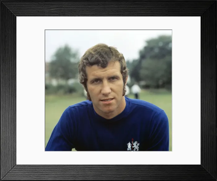 Framed Print : Peter Osgood - Chelsea Framed Print : Peter Osgood - Chelsea