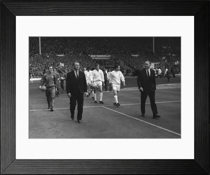 Framed Print : The teams walk out for the 1967 FA Cup Final Framed Print : The teams walk out for the 1967 FA Cup Final