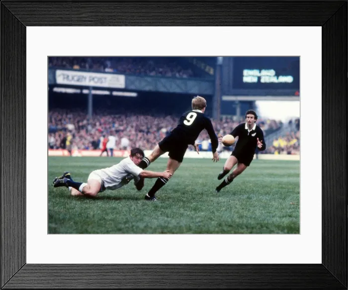Framed Print : England face New Zealand at Twickenham in 1983 Framed Print : England face New Zealand at Twickenham in 1983