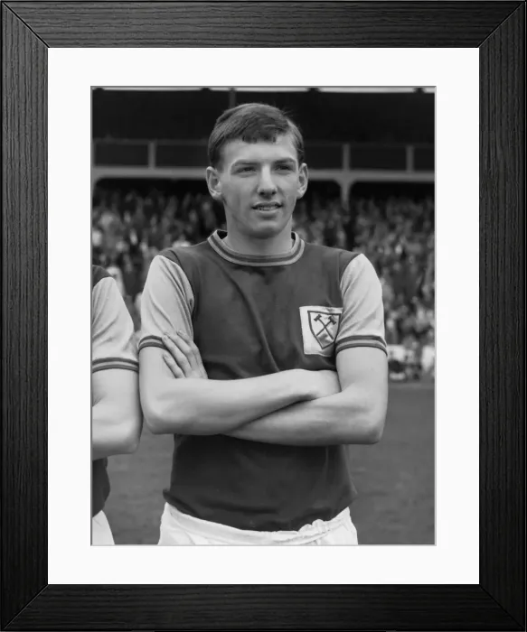 Framed Print : Martin Peters - West Ham United Framed Print : Martin Peters - West Ham United