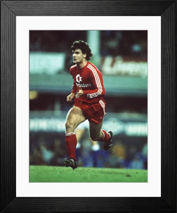 Framed Print : Mark Hughes - Bayern Munich Framed Print : Mark Hughes - Bayern Munich