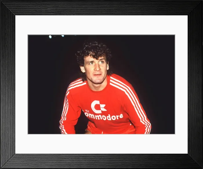 Framed Print : Mark Hughes - Bayern Munich Framed Print : Mark Hughes - Bayern Munich