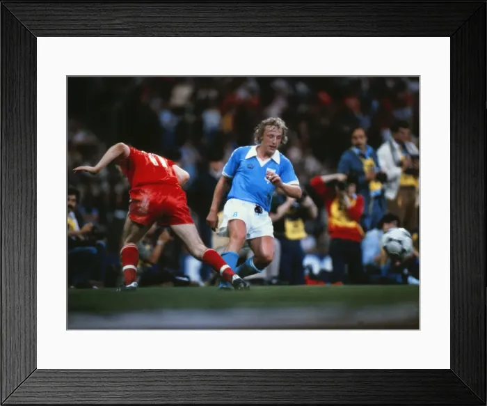 Framed Print : Malmos Robert Prytz during the 1979 European Cup Final Framed Print : Malmos Robert Prytz during the 1979 European Cup Final