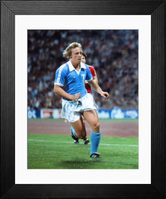 Framed Print : Malmos Robert Prytz during the 1979 European Cup Final Framed Print : Malmos Robert Prytz during the 1979 European Cup Final