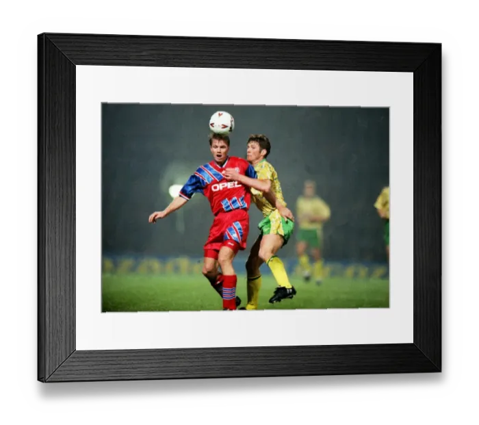 Framed Print : Bayern Munichs Thomas Helmer and Norwichs Chris Sutton Framed Print : Bayern Munichs Thomas Helmer and Norwichs Chris Sutton