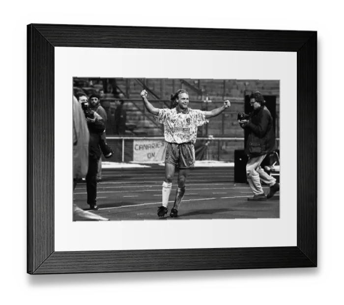 Framed Print : Norwich Citys Jeremy Goss celebrates victory against Bayern Munich in 1993 + Framed Print : Norwich Citys Jeremy Goss celebrates victory against Bayern Munich in 1993 +