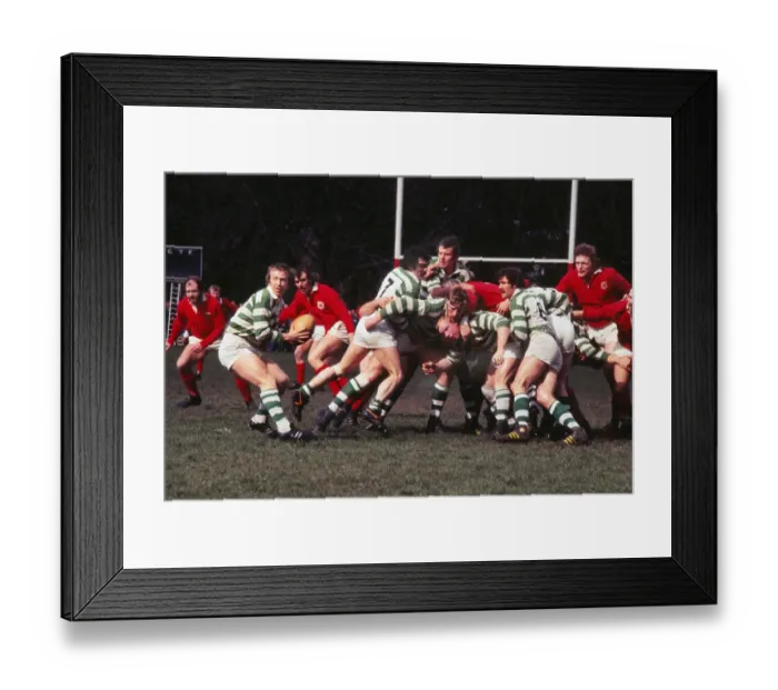 Framed Print : Gosforth face London Welsh in the 1977 John Player Cup semi-final