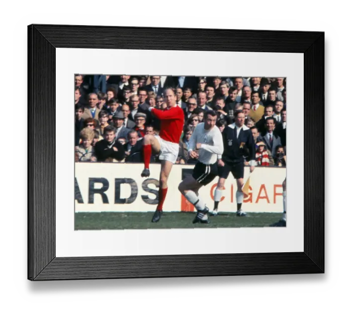 Framed Print : Bobby Charlton and Johnny Haynes Framed Print : Bobby Charlton and Johnny Haynes