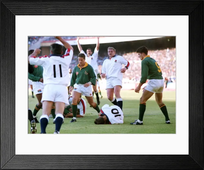 Framed Print : Rob Andrew scores for England against South Africa in 1994