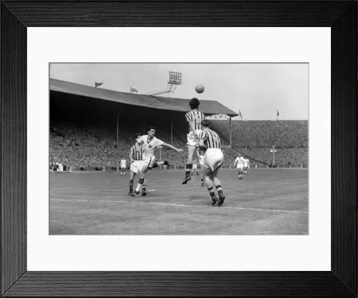Framed Print : FA Cup Final: Man Utd 2 Aston Villa 1 Framed Print : FA Cup Final: Man Utd 2 Aston Villa 1