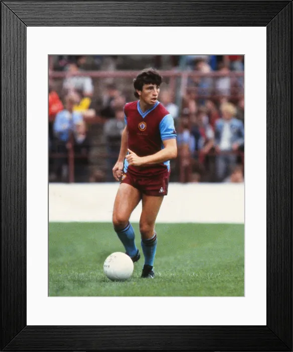 Framed Print : Mark Jones - Aston Villa Framed Print : Mark Jones - Aston Villa