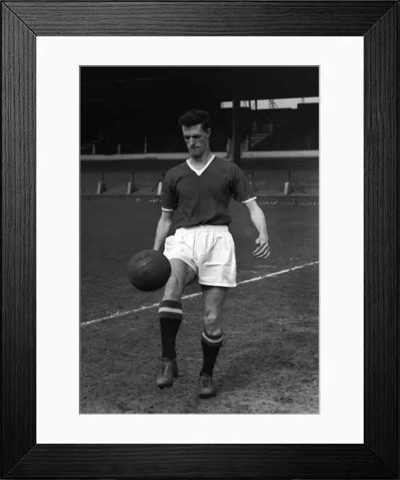 Framed Print : Liam Whelan - Manchester United Framed Print : Liam Whelan - Manchester United