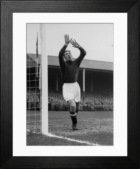 Framed Print : Ray Wood - Manchester United