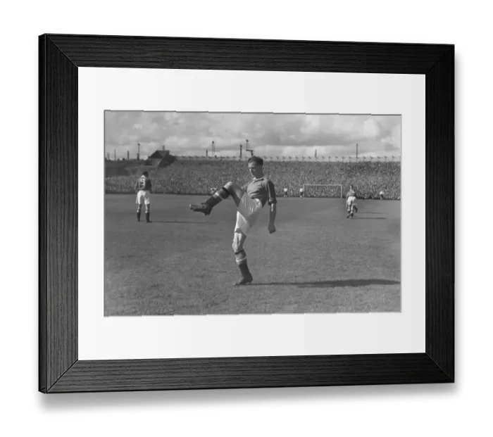 Framed Print : Jack Rowley - Manchester United Framed Print : Jack Rowley - Manchester United