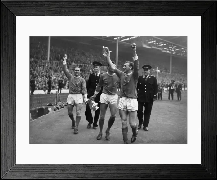 Framed Print : 1963 FA Cup Final: Man Utd 3 Leicester 1 Framed Print : 1963 FA Cup Final: Man Utd 3 Leicester 1