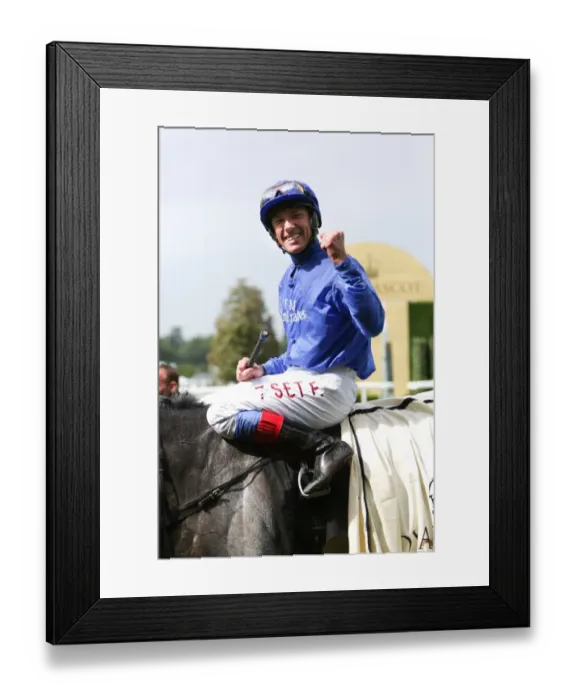 Framed Print : Frankie Dettori celebrates victory in the 2012 Royal Ascot Gold Cup Framed Print : Frankie Dettori celebrates victory in the 2012 Royal Ascot Gold Cup