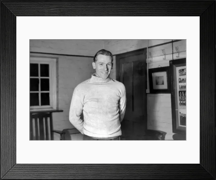 Framed Print : Bert Trautmann - Manchester City Framed Print : Bert Trautmann - Manchester City